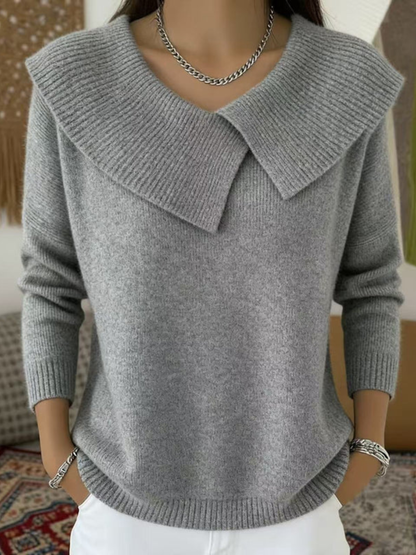Lucia | Light Knit Sweater with Soft Collar